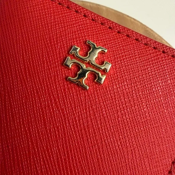 Tory Burch Emerson Foldable Card Case - Poppy Orange - Picture 3 of 16